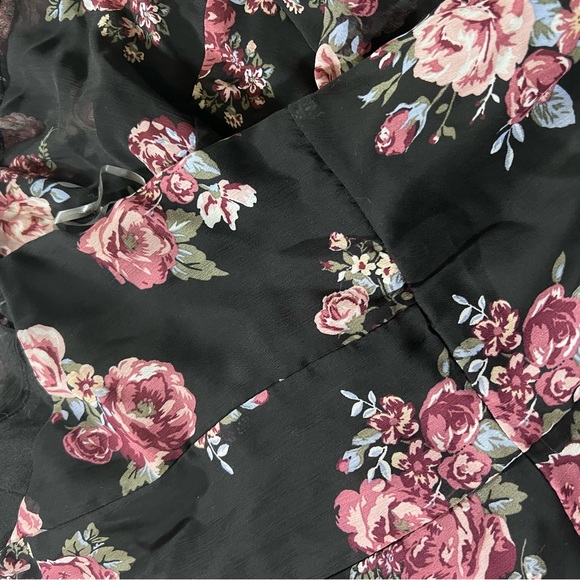 ALMOST FAMOUS Ruffled “Wrap” Dress | XL - Picture 2 of 4